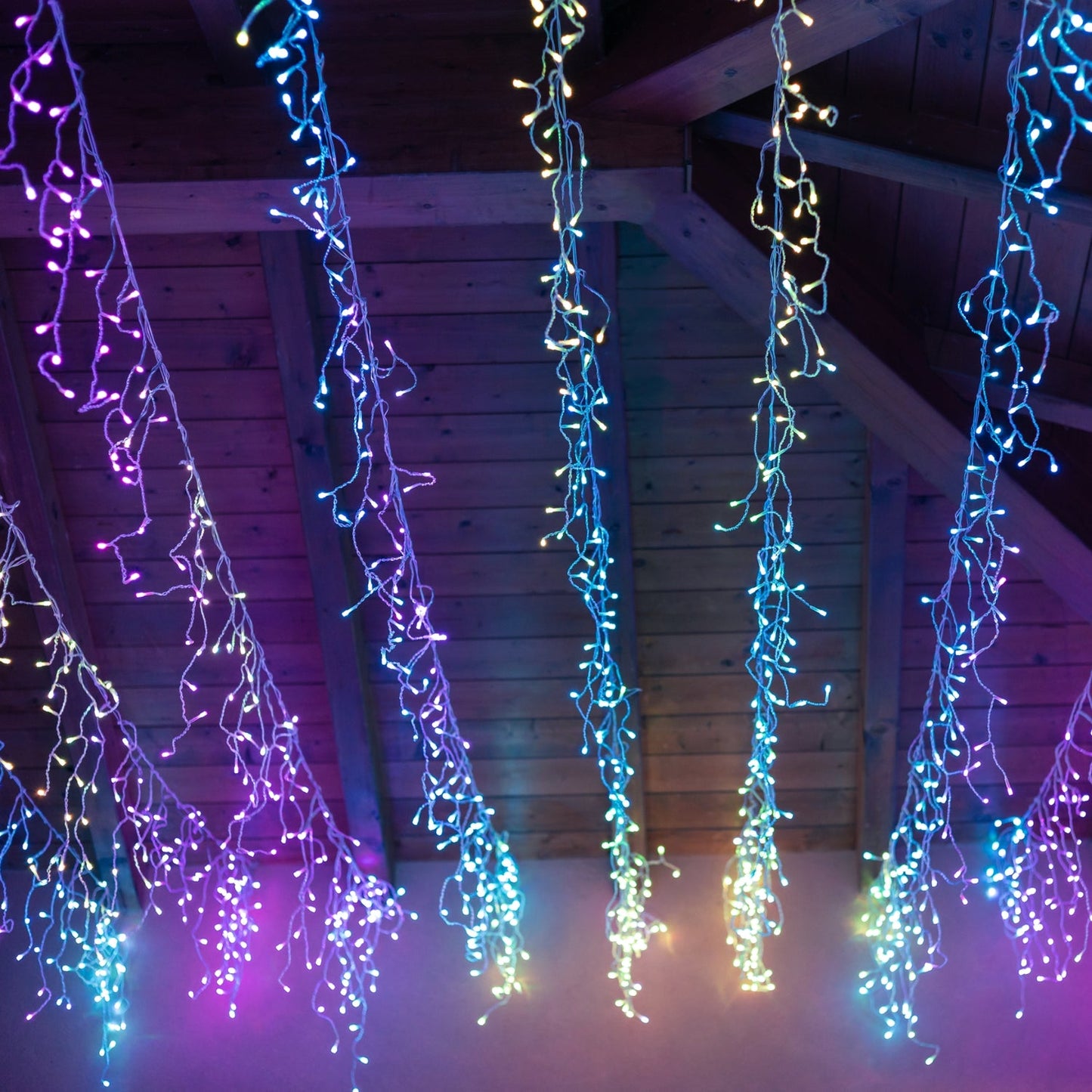 Twinkly Plus Icicle 250 LED RGBW 12.5m